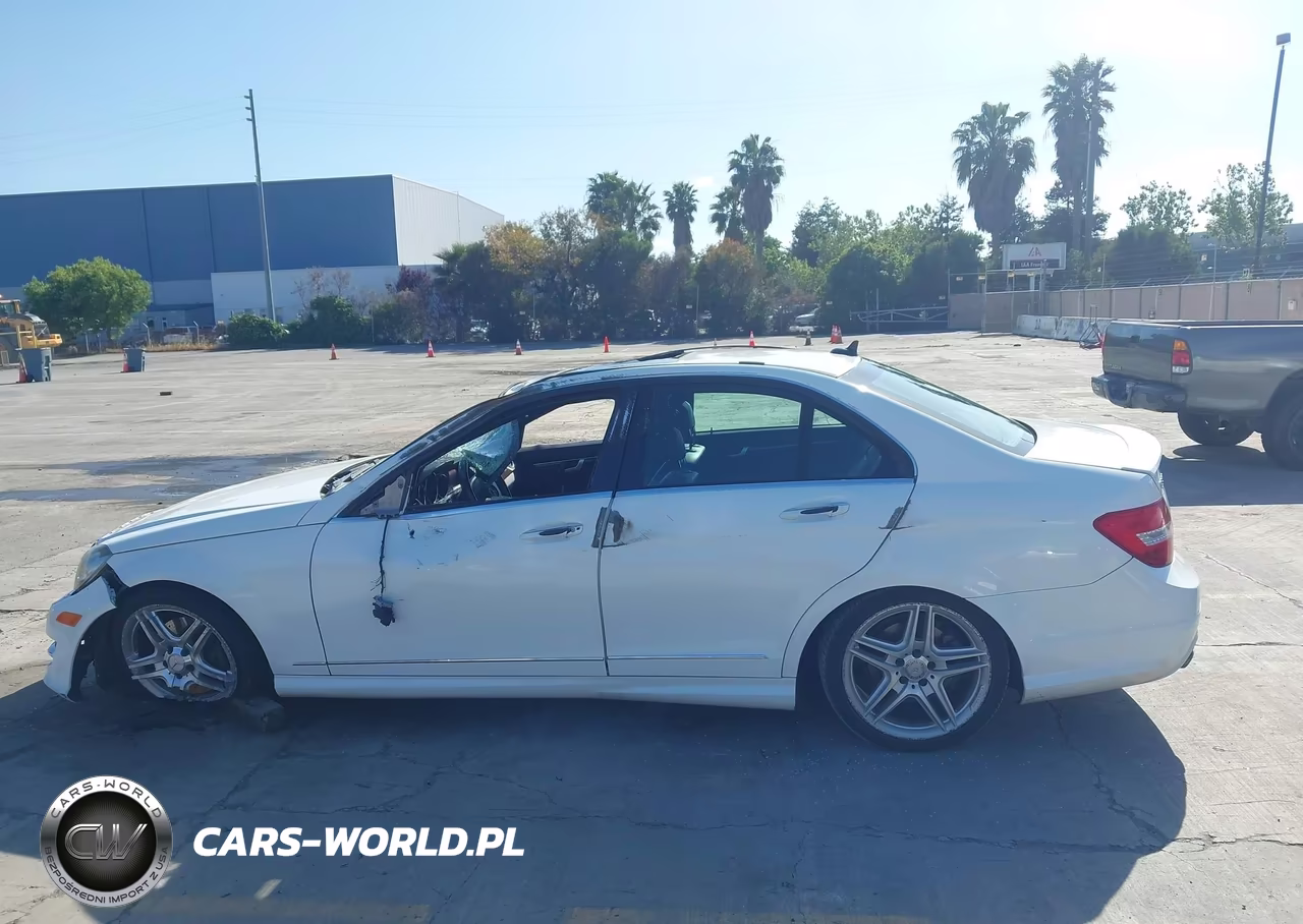 2014 Mercedes-Benz C 300 Sport 4Matic VIN:WDDGF8AB1EG220277 - 15