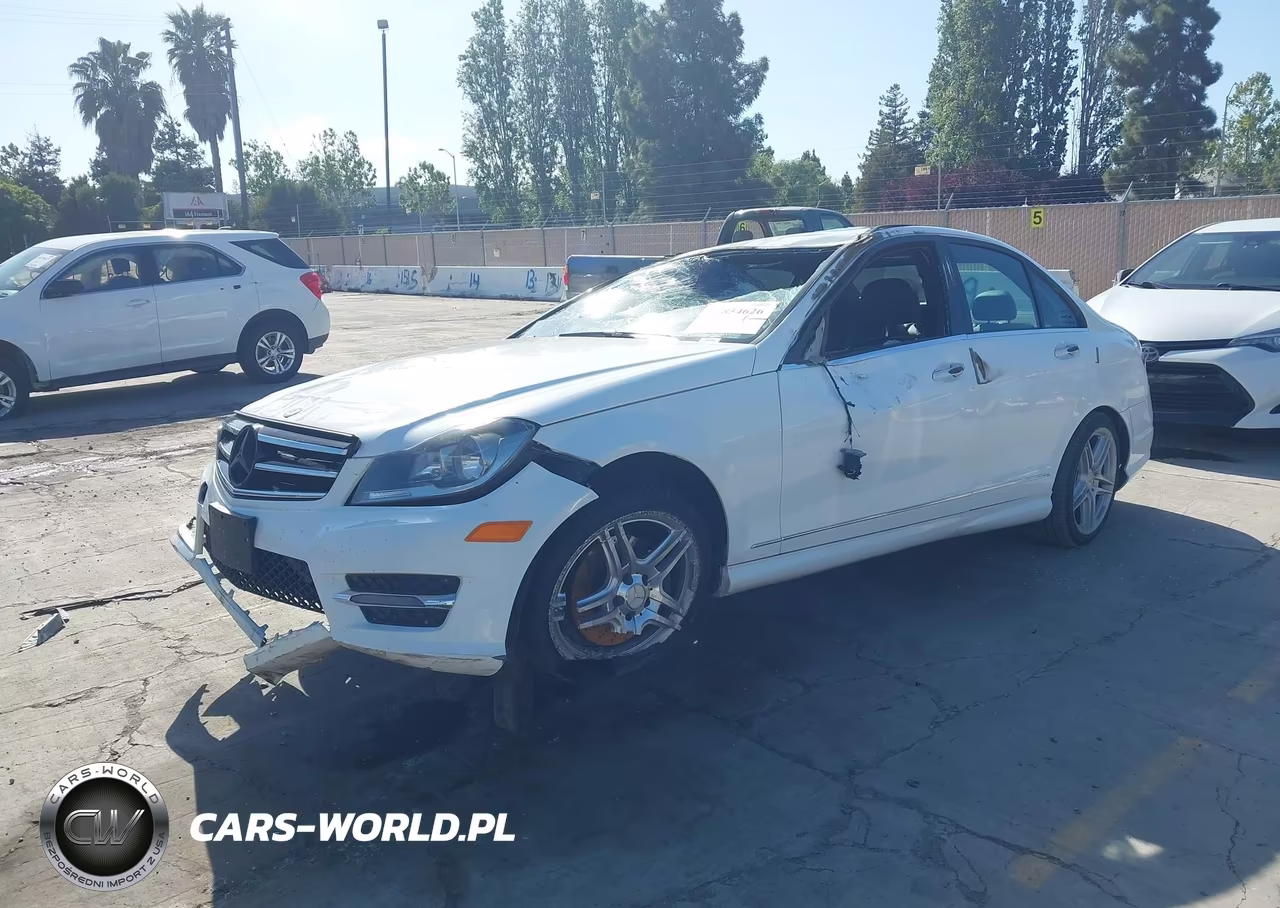 2014 Mercedes-Benz C 300 Sport 4Matic VIN:WDDGF8AB1EG220277 - 2