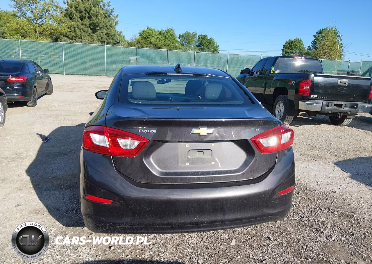 2017 Chevrolet Cruze Lt Auto VIN:1G1BE5SM6H7218432 - 17