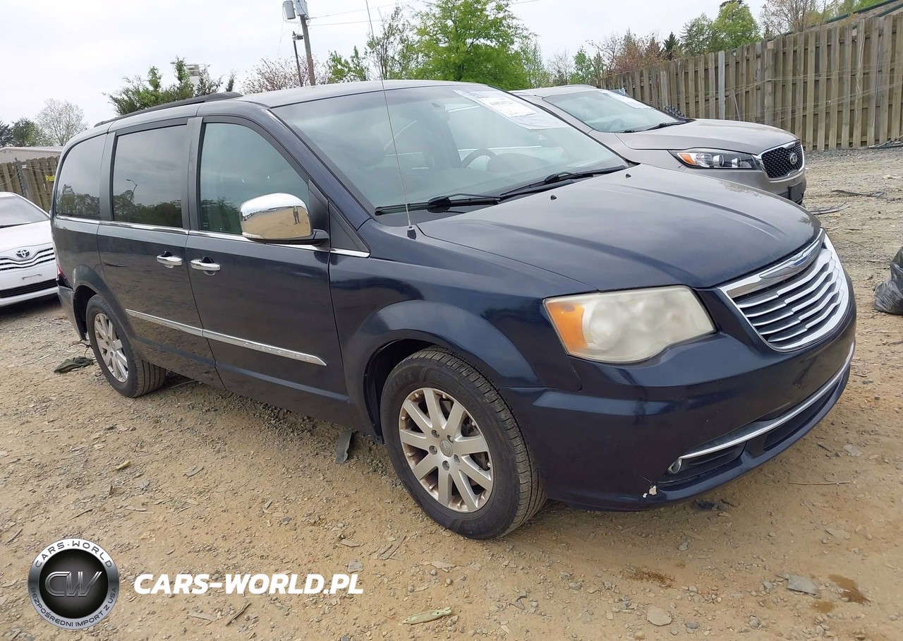 2012 Chrysler Town & Country Touring-L