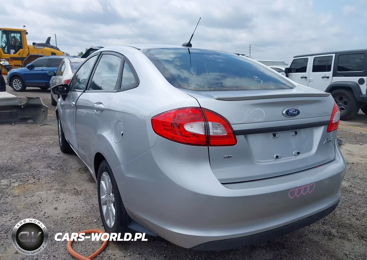 2012 Ford Fiesta Se VIN:3FADP4BJ1CM118253 - 3