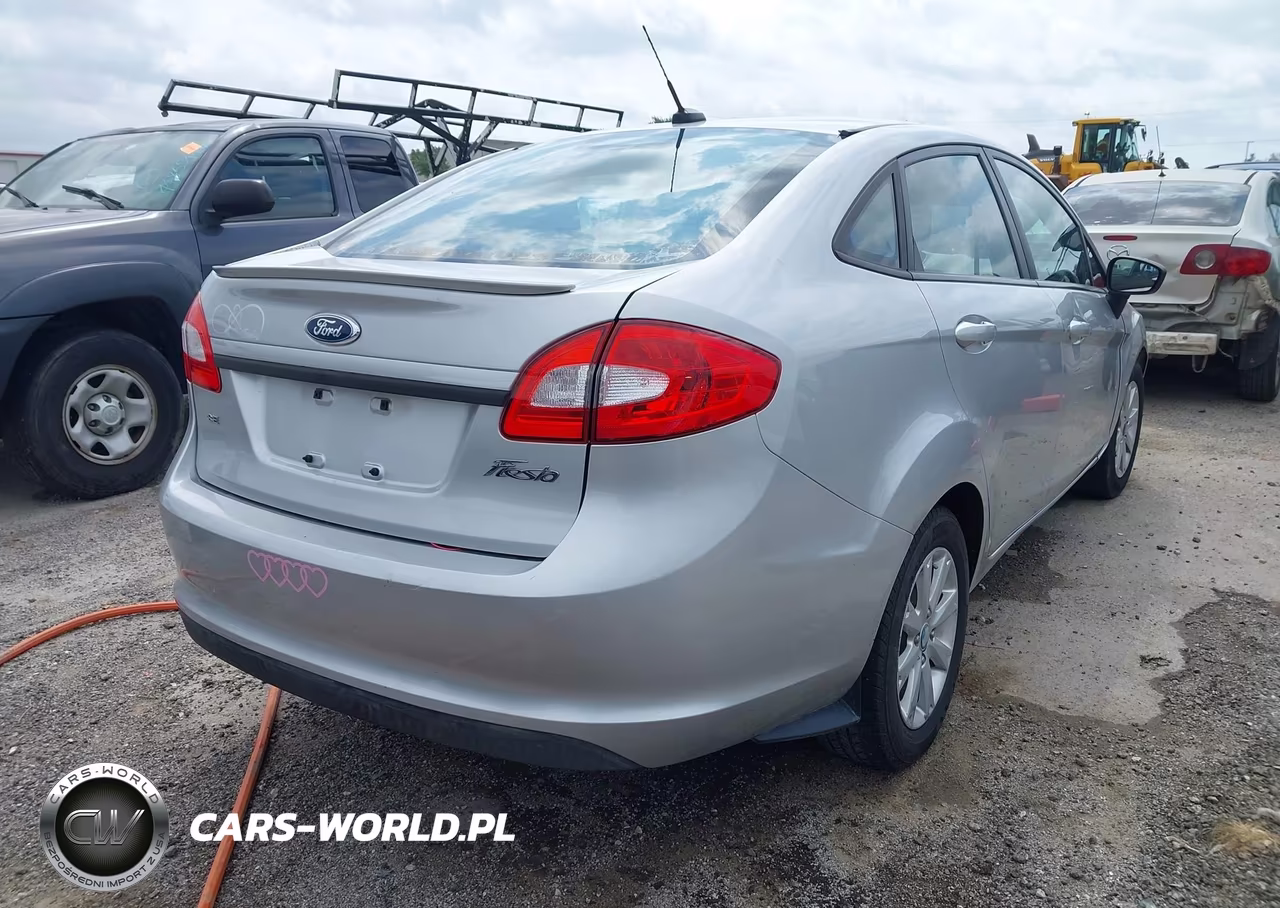 2012 Ford Fiesta Se VIN:3FADP4BJ1CM118253 - 4