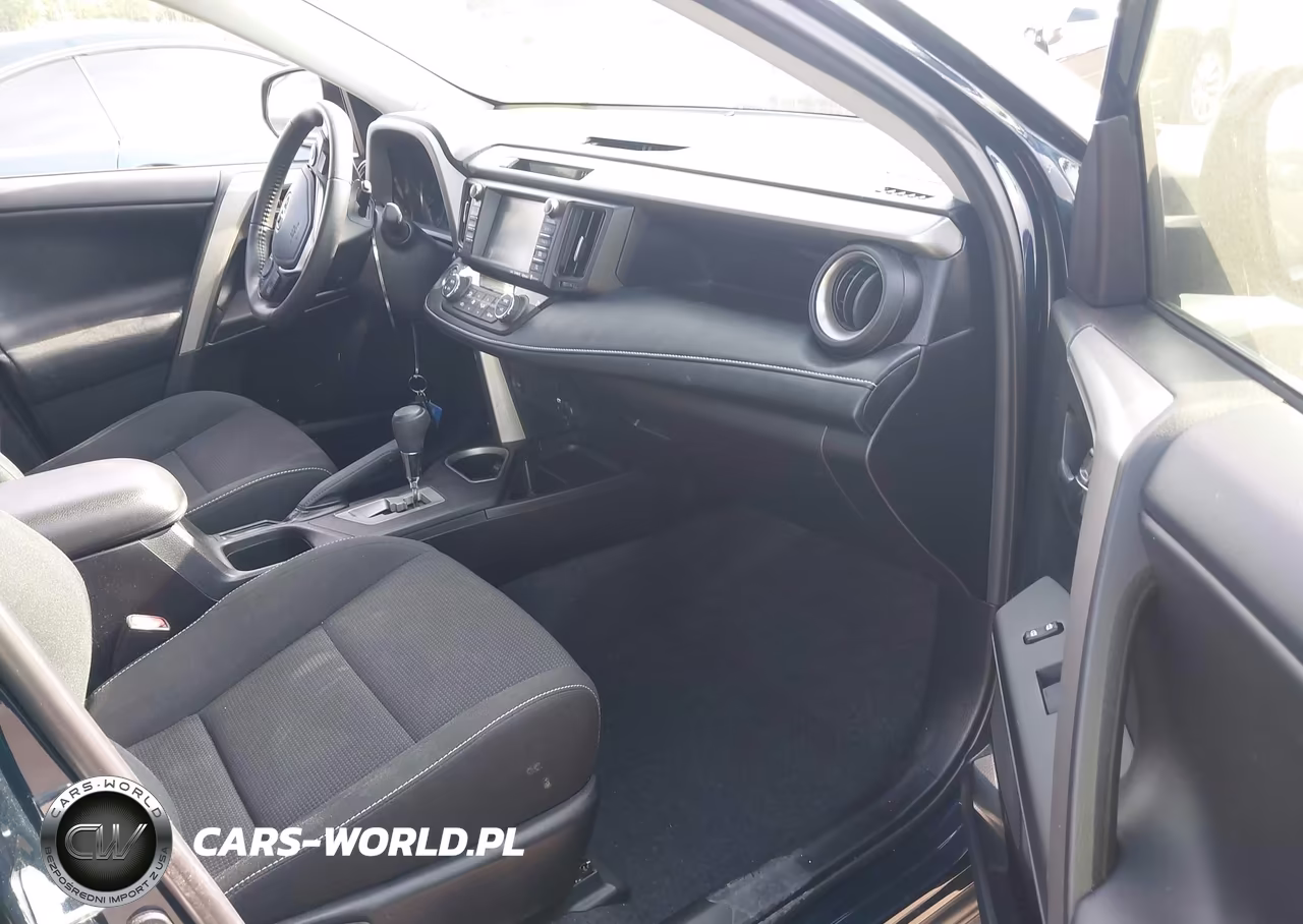 2018 Toyota Rav4 Xle VIN:2T3WFREV6JW419873 - 5