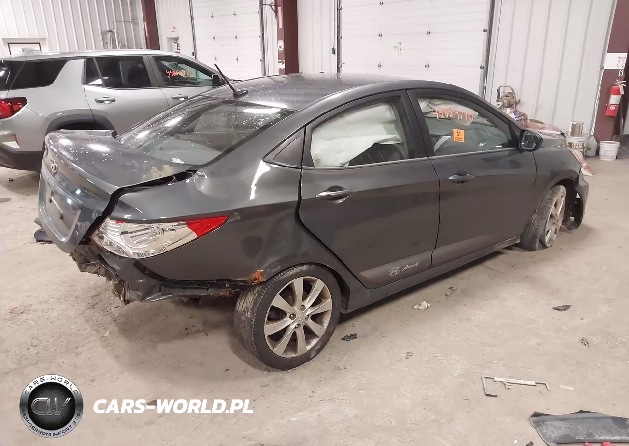 2012 Hyundai Accent Gls VIN:KMHCU4AE5CU141660 - 4