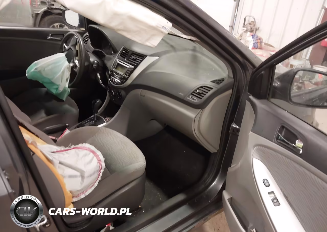 2012 Hyundai Accent Gls VIN:KMHCU4AE5CU141660 - 5