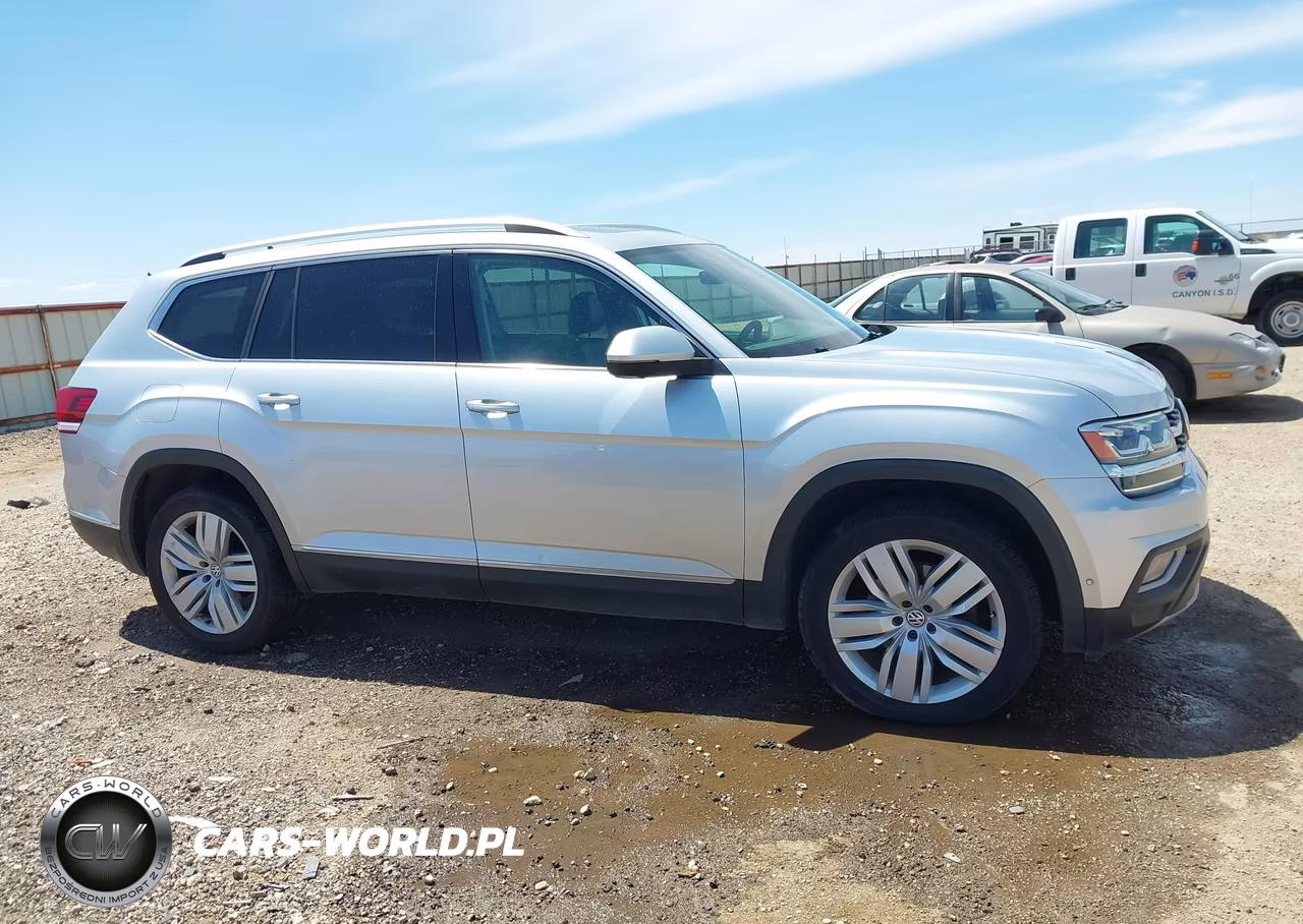 2018 Volkswagen Atlas 3.6L V6 Sel Premium VIN:1V2NR2CA2JC565943 - 13