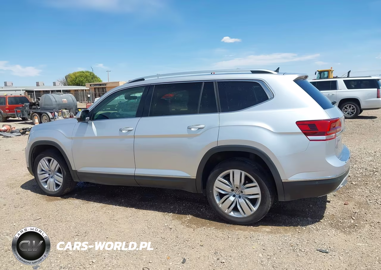 2018 Volkswagen Atlas 3.6L V6 Sel Premium VIN:1V2NR2CA2JC565943 - 14