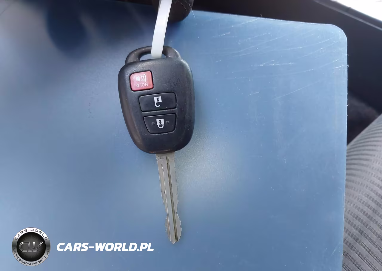 2018 Toyota Rav4 Le VIN:JTMZFREV0JJ734566 - 11