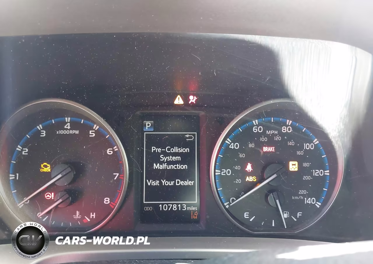 2018 Toyota Rav4 Le VIN:JTMZFREV0JJ734566 - 16