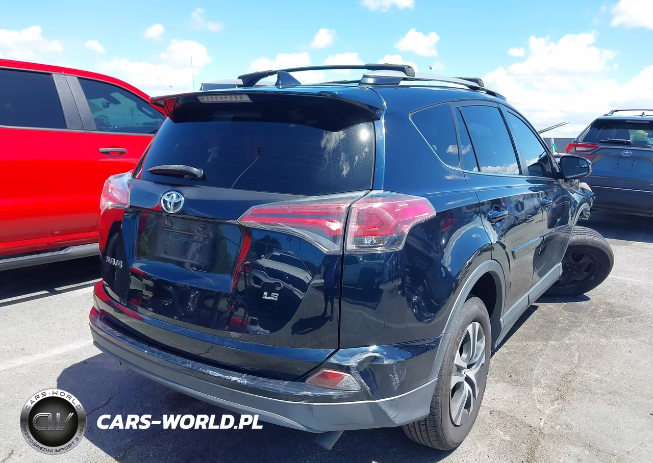 2018 Toyota Rav4 Le VIN:JTMZFREV0JJ734566 - 4