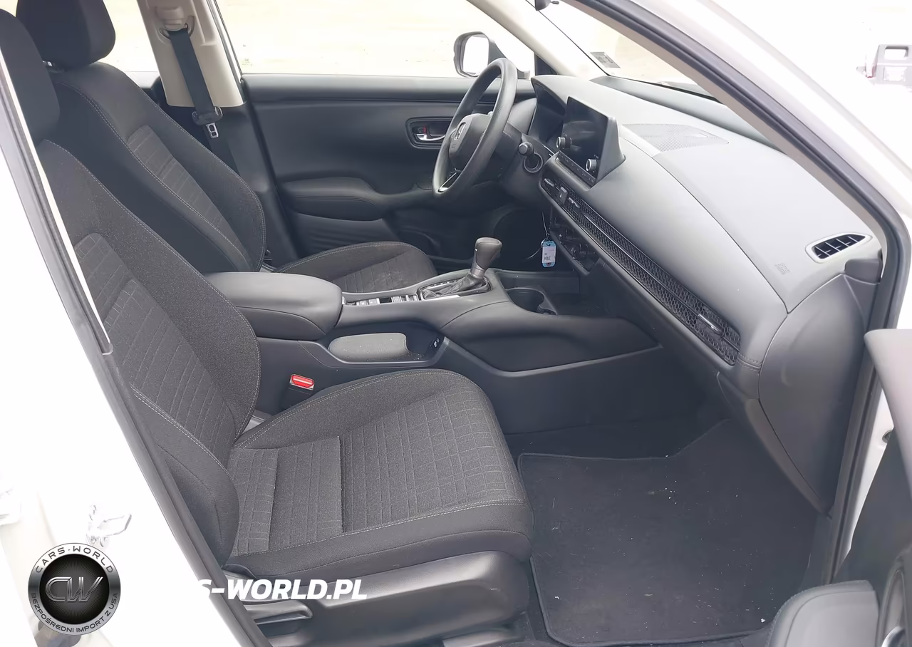 2023 Honda Hr-V Awd Lx VIN:3CZRZ2H32PM731876 - 5