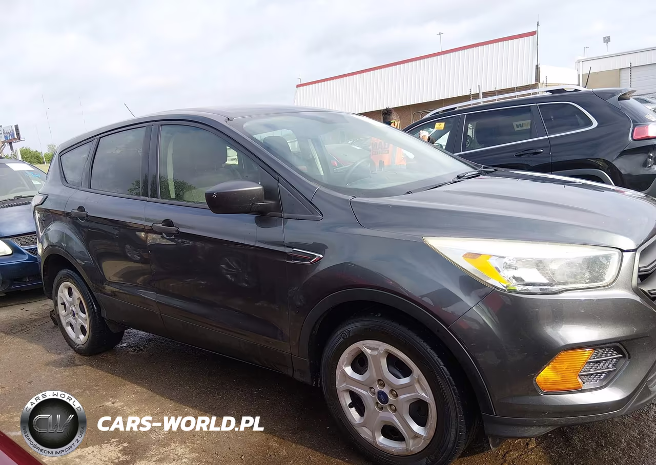 2017 Ford Escape S VIN:1FMCU0F7XHUE94597 - 14