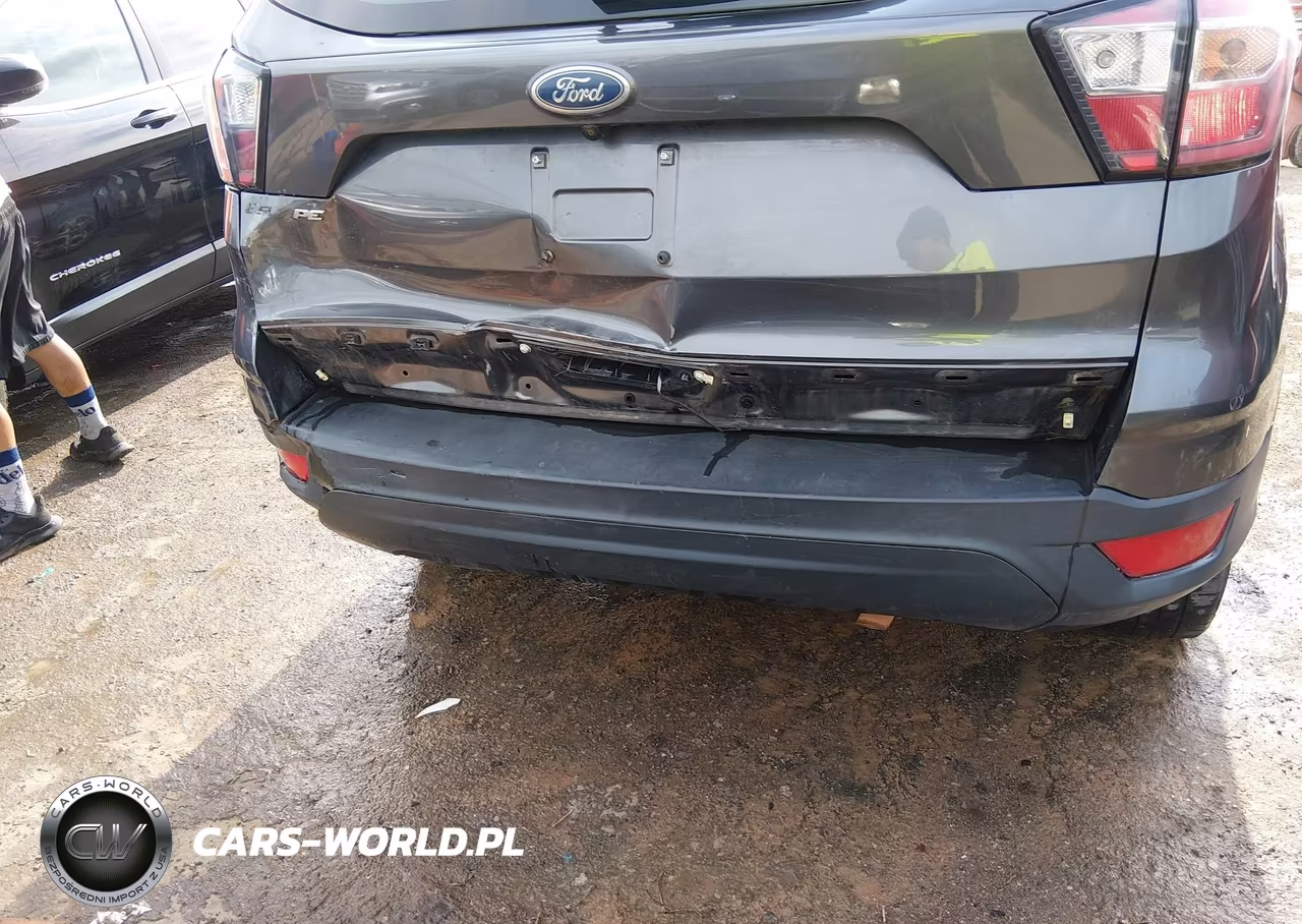 2017 Ford Escape S VIN:1FMCU0F7XHUE94597 - 6