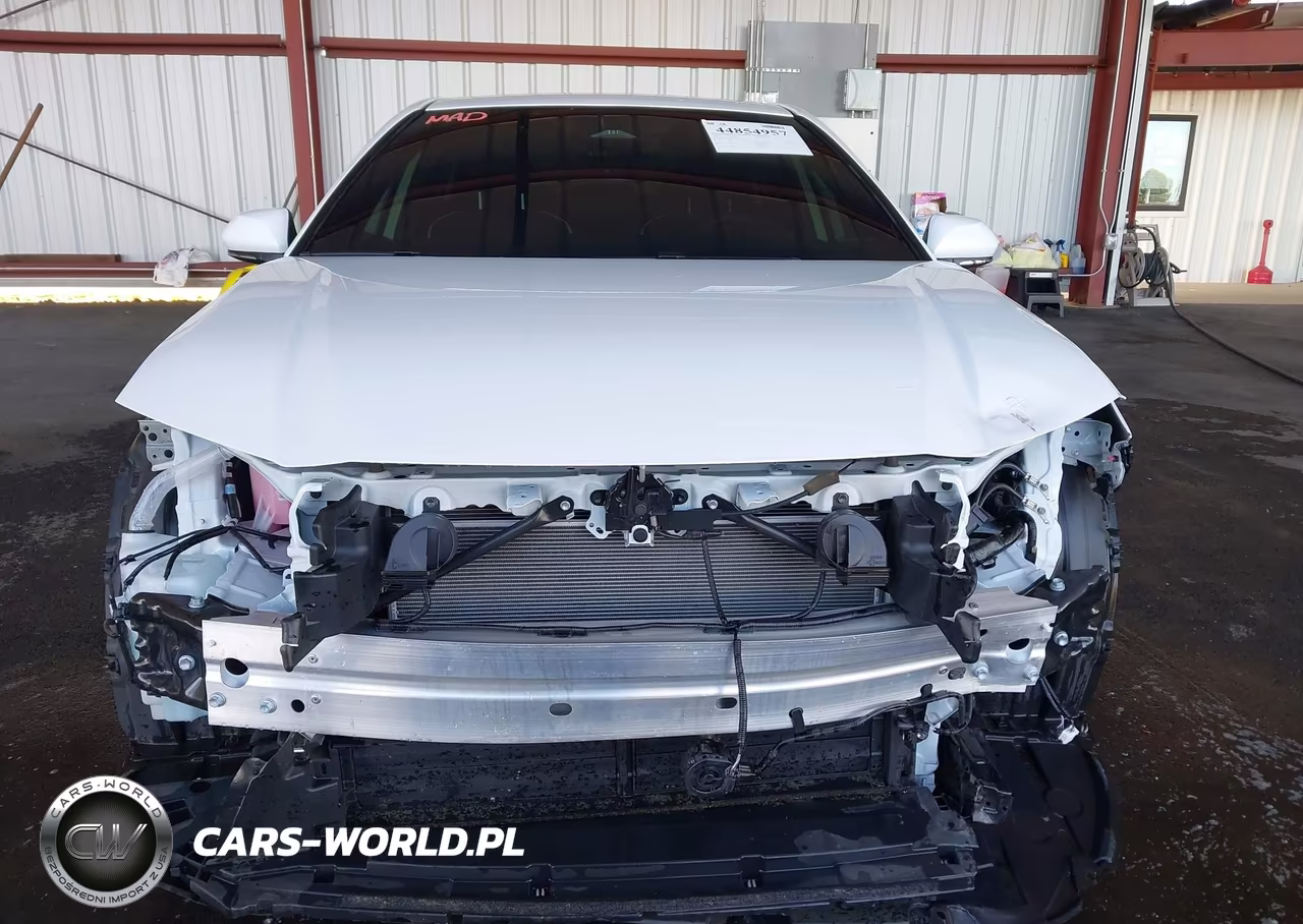 2025 Toyota Camry Se VIN:4T1DAACK7SU634480 - 13