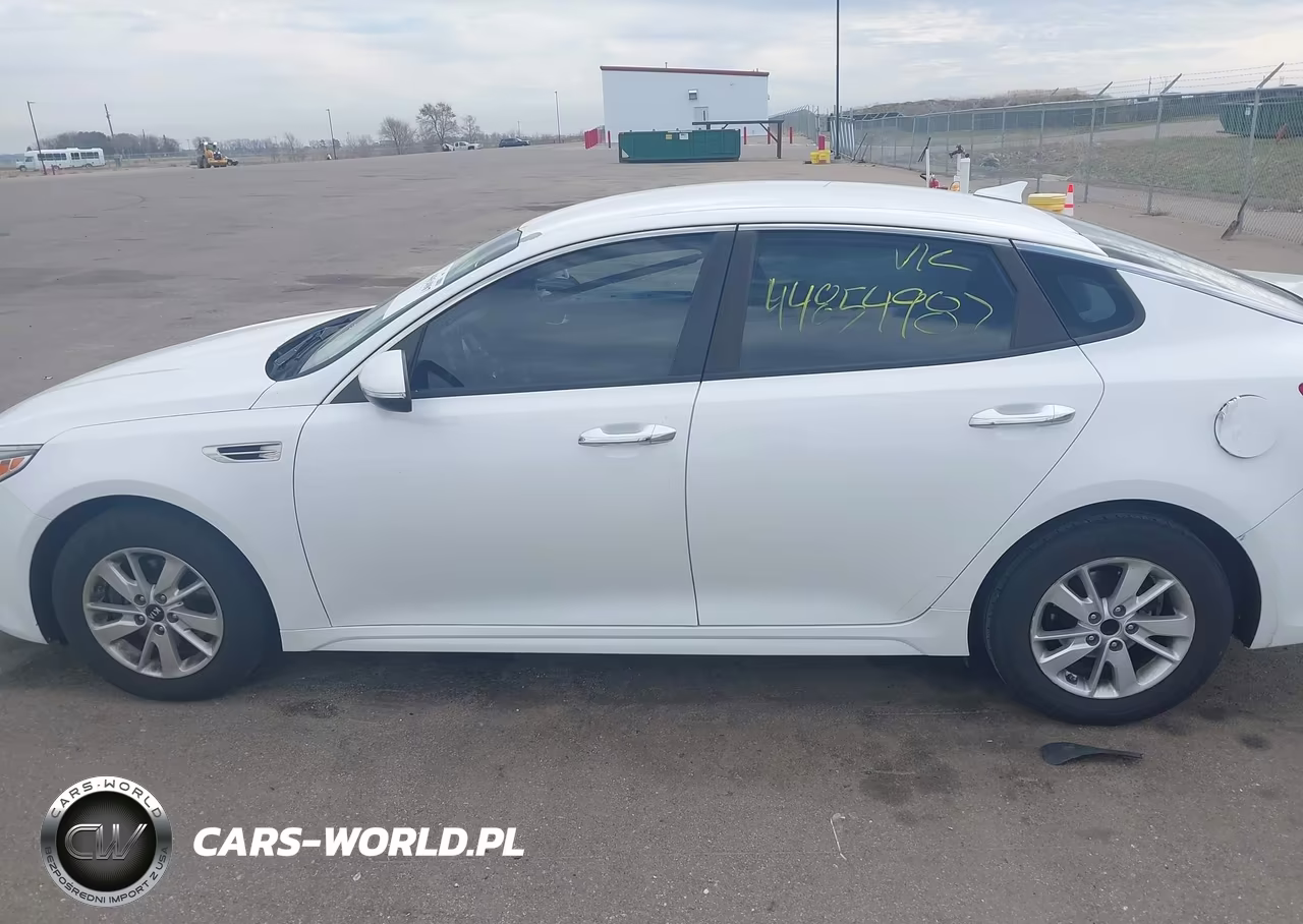 2016 Kia Optima Lx VIN:5XXGT4L32GG053276 - 15
