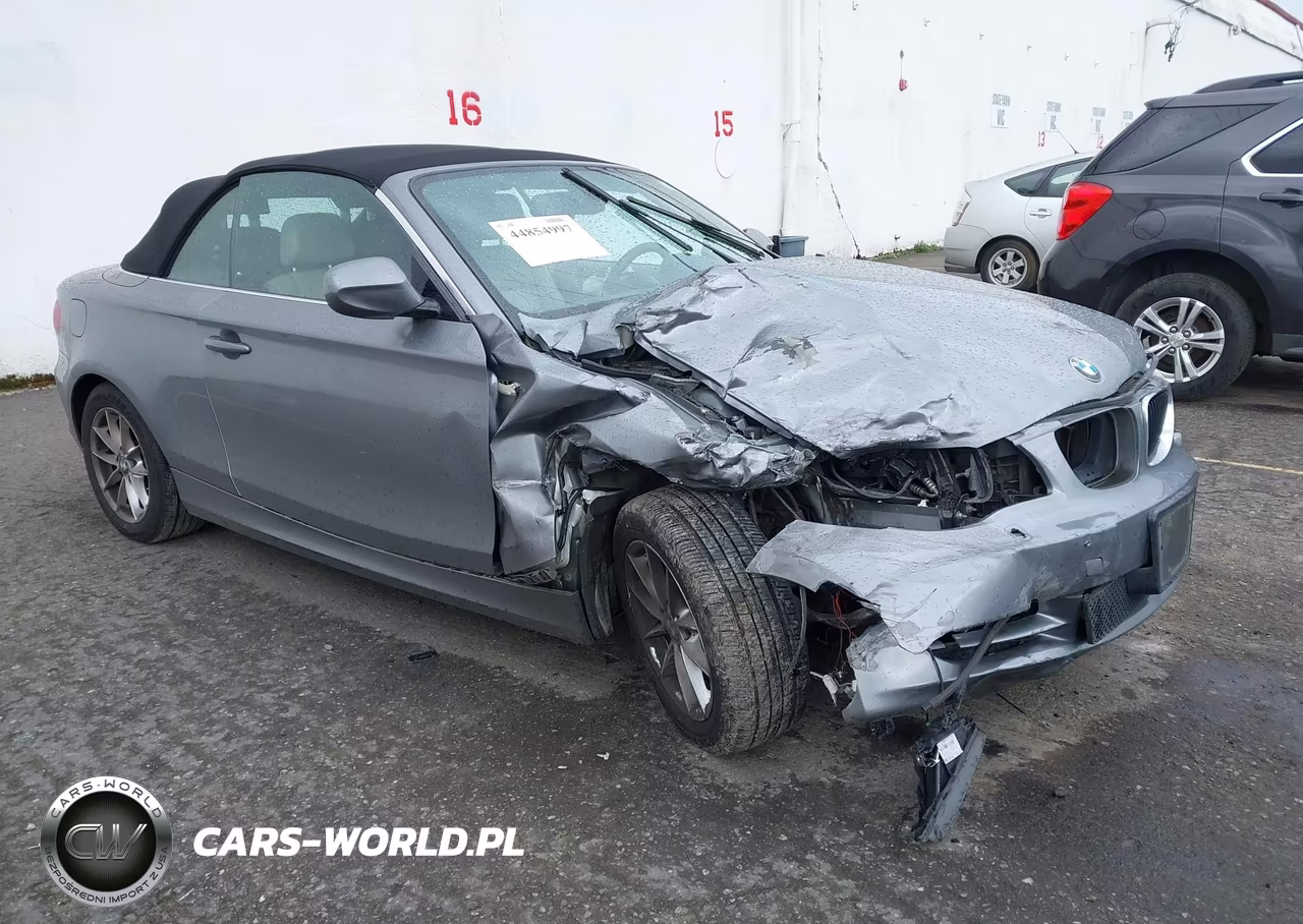2011 BMW 128I