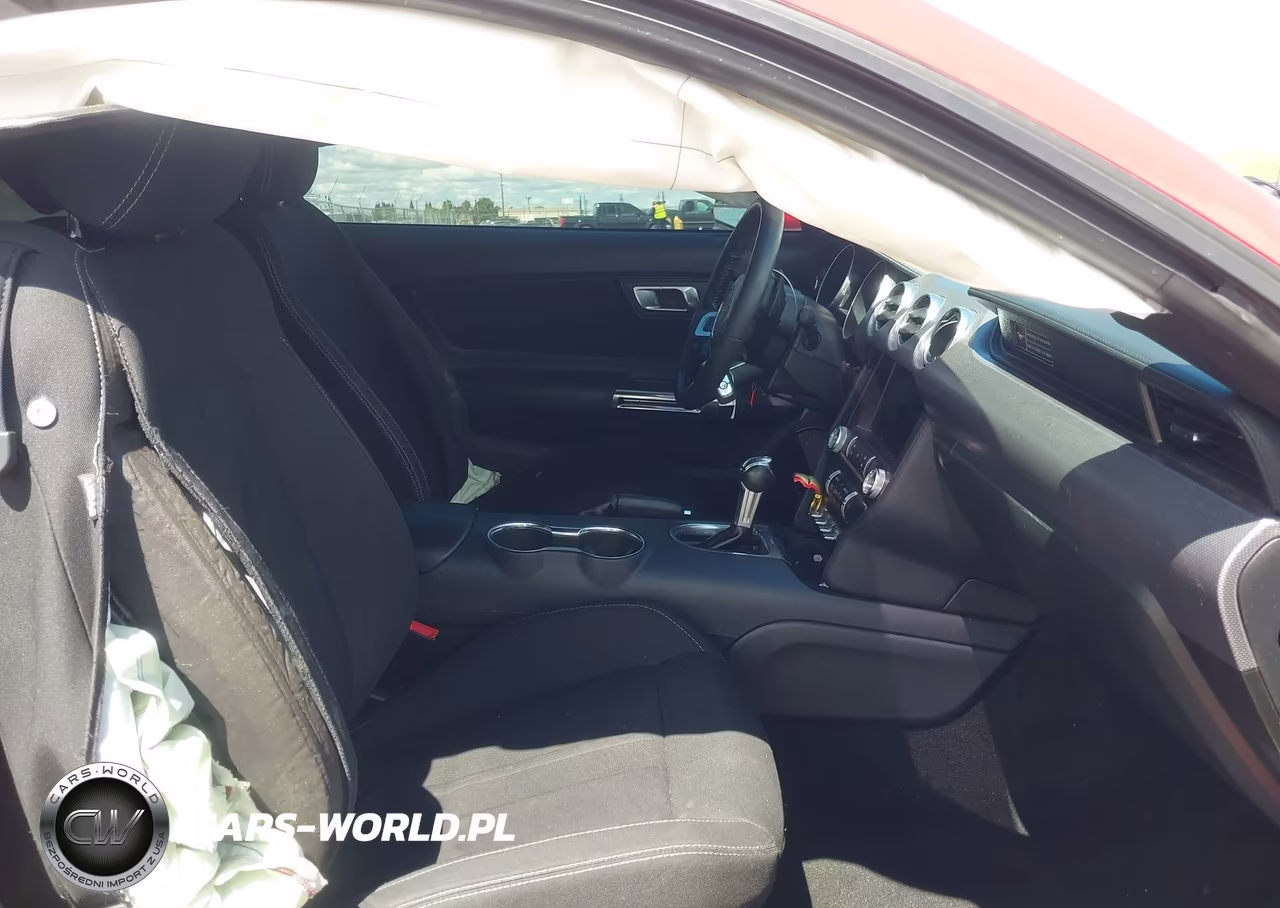2020 Ford Mustang Ecoboost Fastback VIN:1FA6P8TH0L5176758 - 5