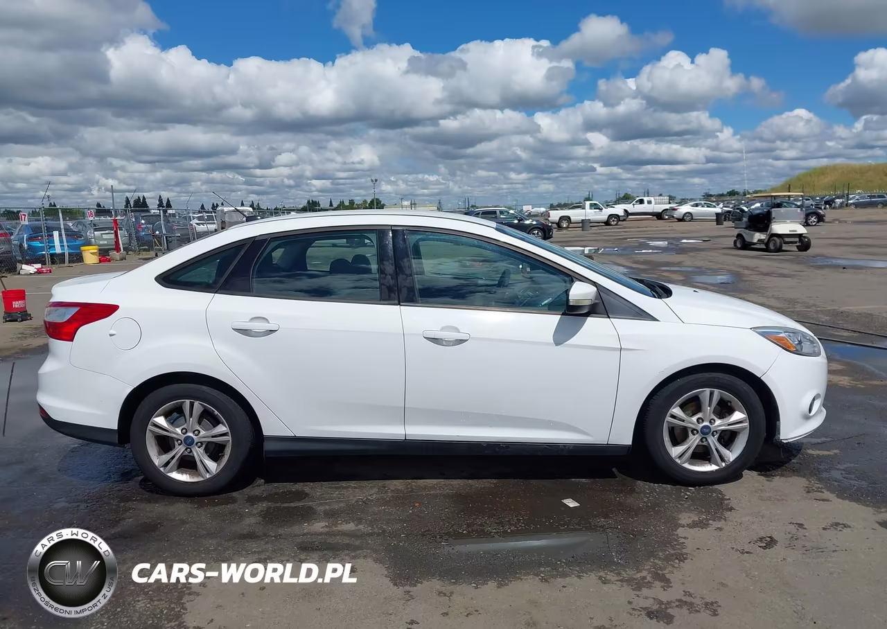 2013 Ford Focus Se VIN:1FADP3F20DL212656 - 14