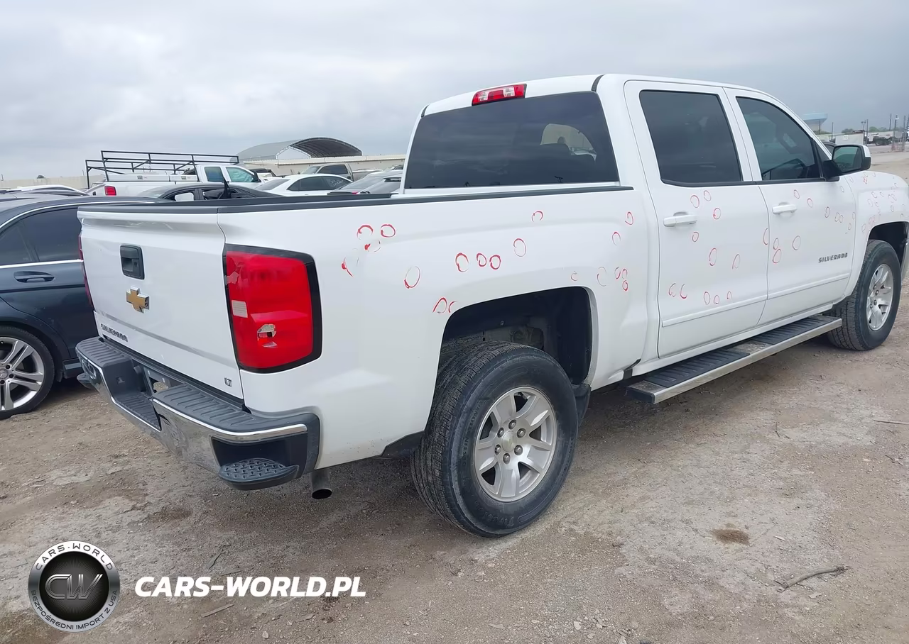 2018 Chevrolet Silverado 1500 1Lt VIN:3GCPCREH4JG279877 - 4