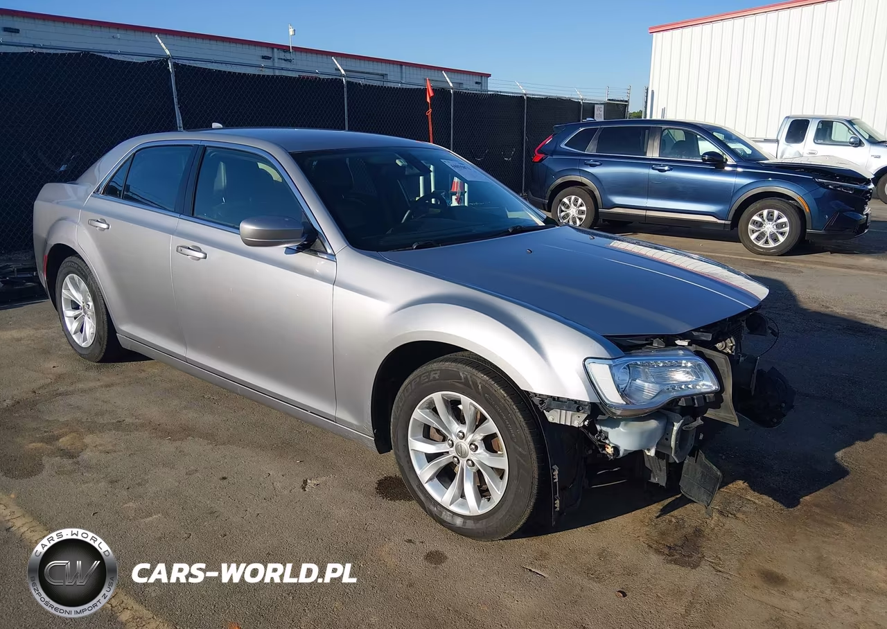 2015 Chrysler 300 Limited