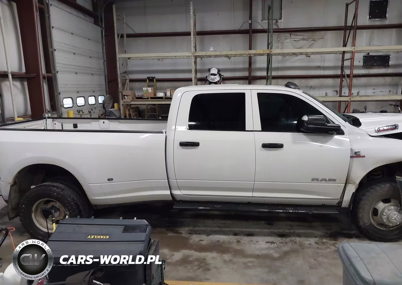 2021 Ram 3500 Tradesman 4X4 8' Box VIN:3C63RRGL5MG550228 - 13