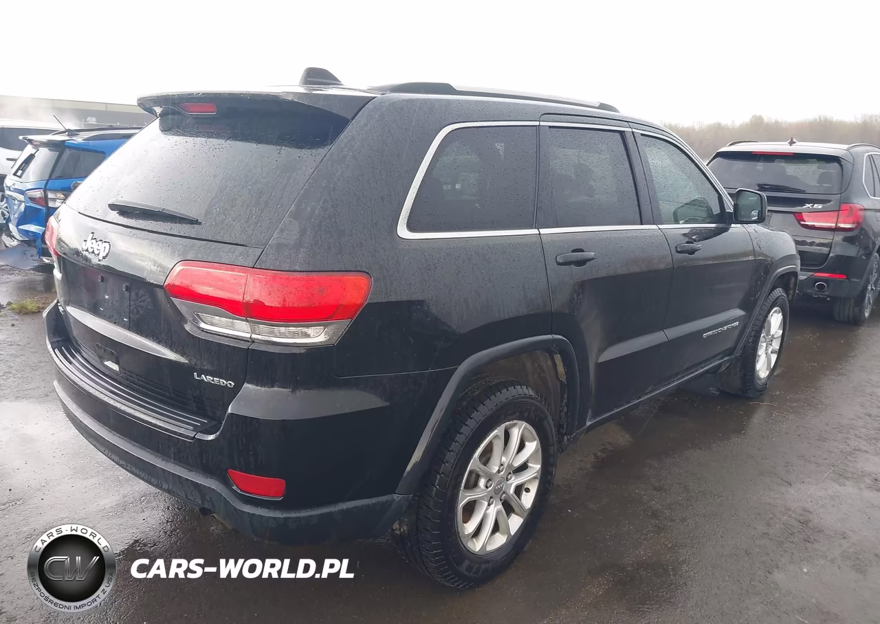 2014 Jeep Grand Cherokee Laredo VIN:1C4RJFAGXEC352253 - 4