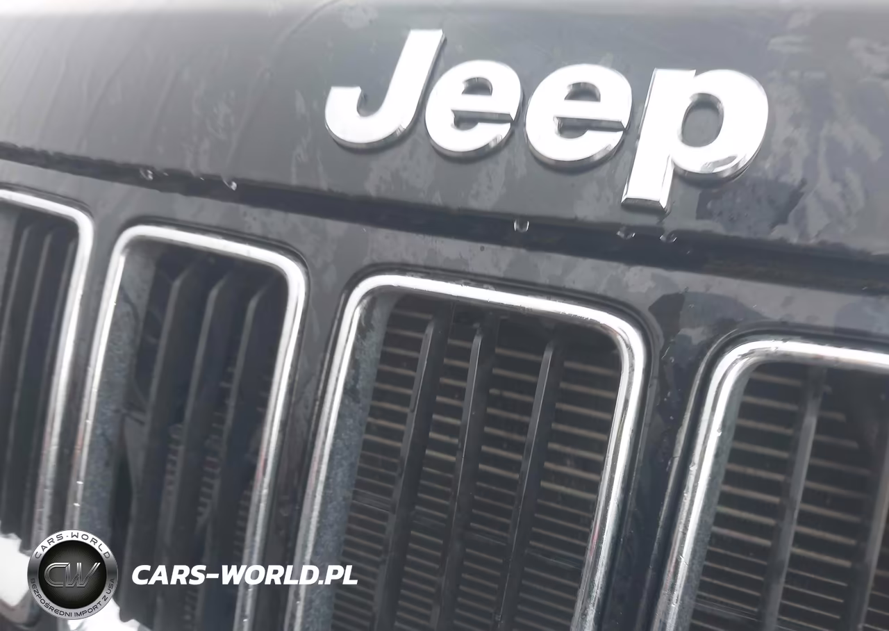 2014 Jeep Grand Cherokee Laredo VIN:1C4RJFAGXEC352253 - 6
