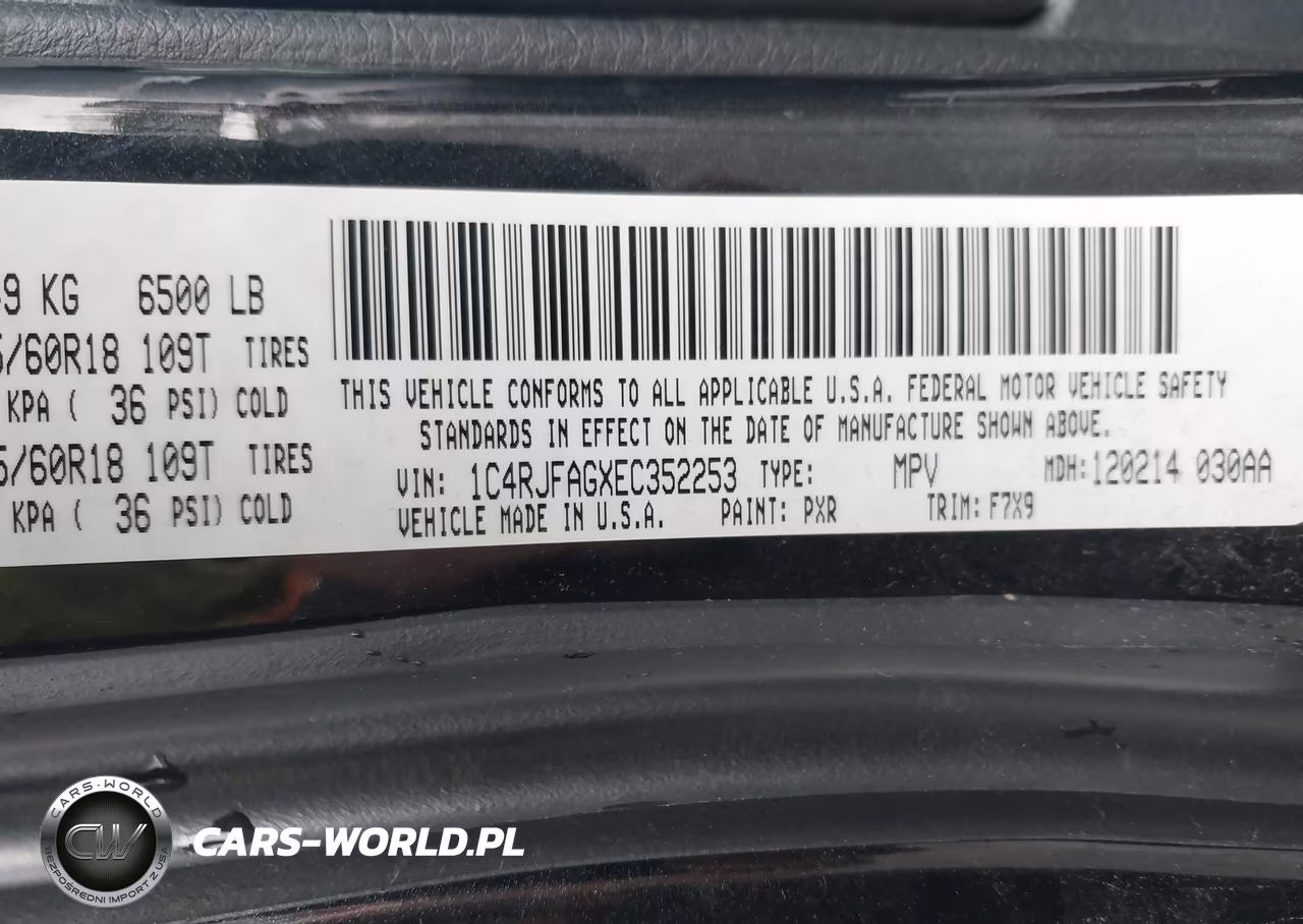 2014 Jeep Grand Cherokee Laredo VIN:1C4RJFAGXEC352253 - 9