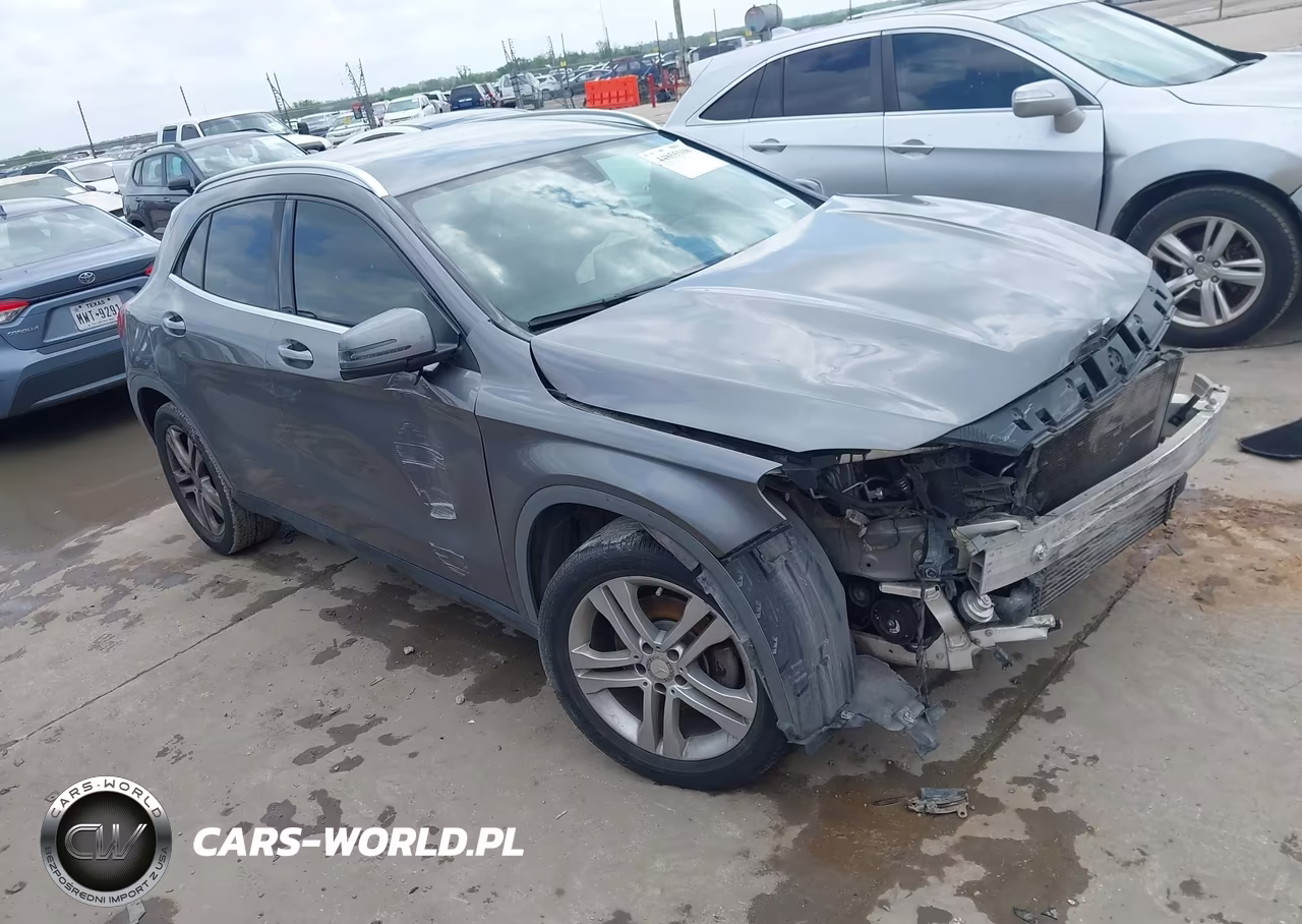 2018 Mercedes-Benz Gla 250 – zdjęcie 1 z 17