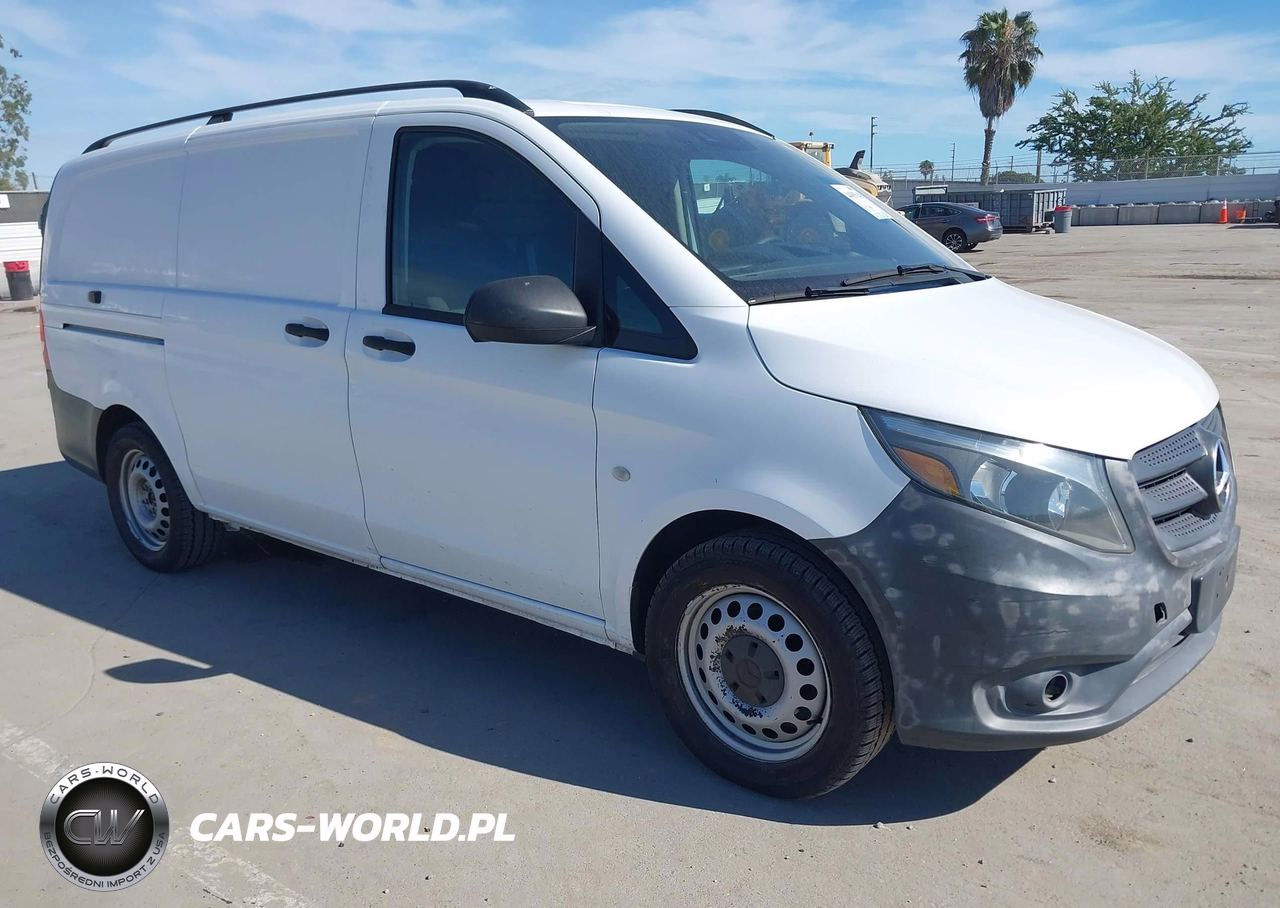 2016 Mercedes-Benz Metris