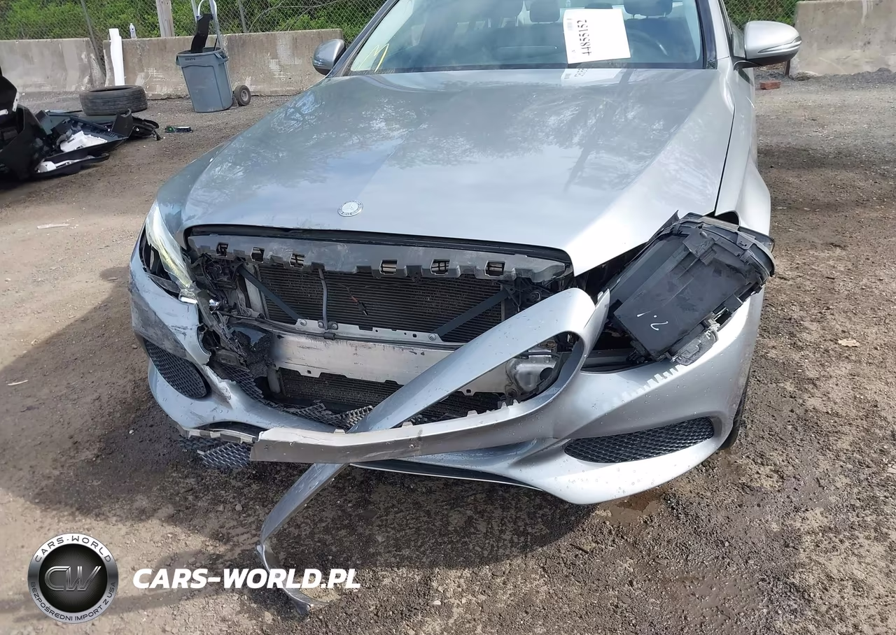 2016 Mercedes-Benz C 300 4Matic VIN:55SWF4KB7GU136988 - 6