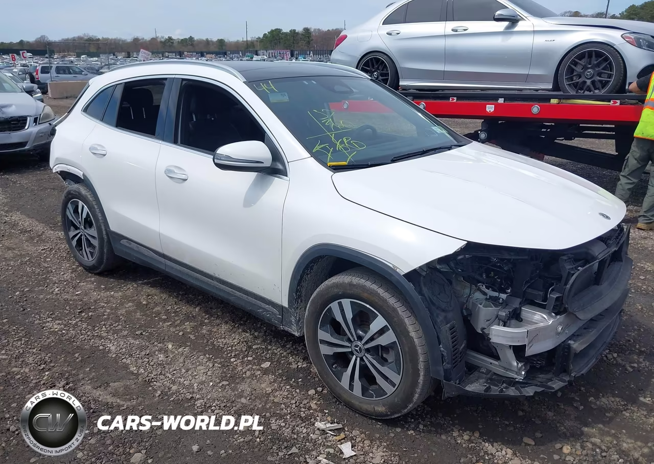 2024 Mercedes-Benz Gla 250 4Matic – zdjęcie 1 z 17