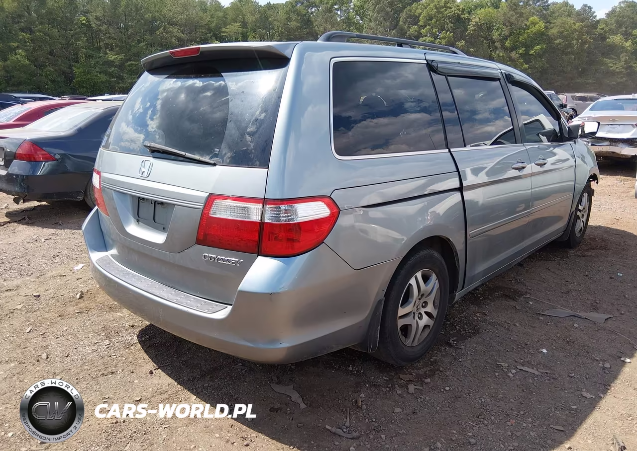 2005 Honda Odyssey Ex-L VIN:5FNRL38715B115927 - 4