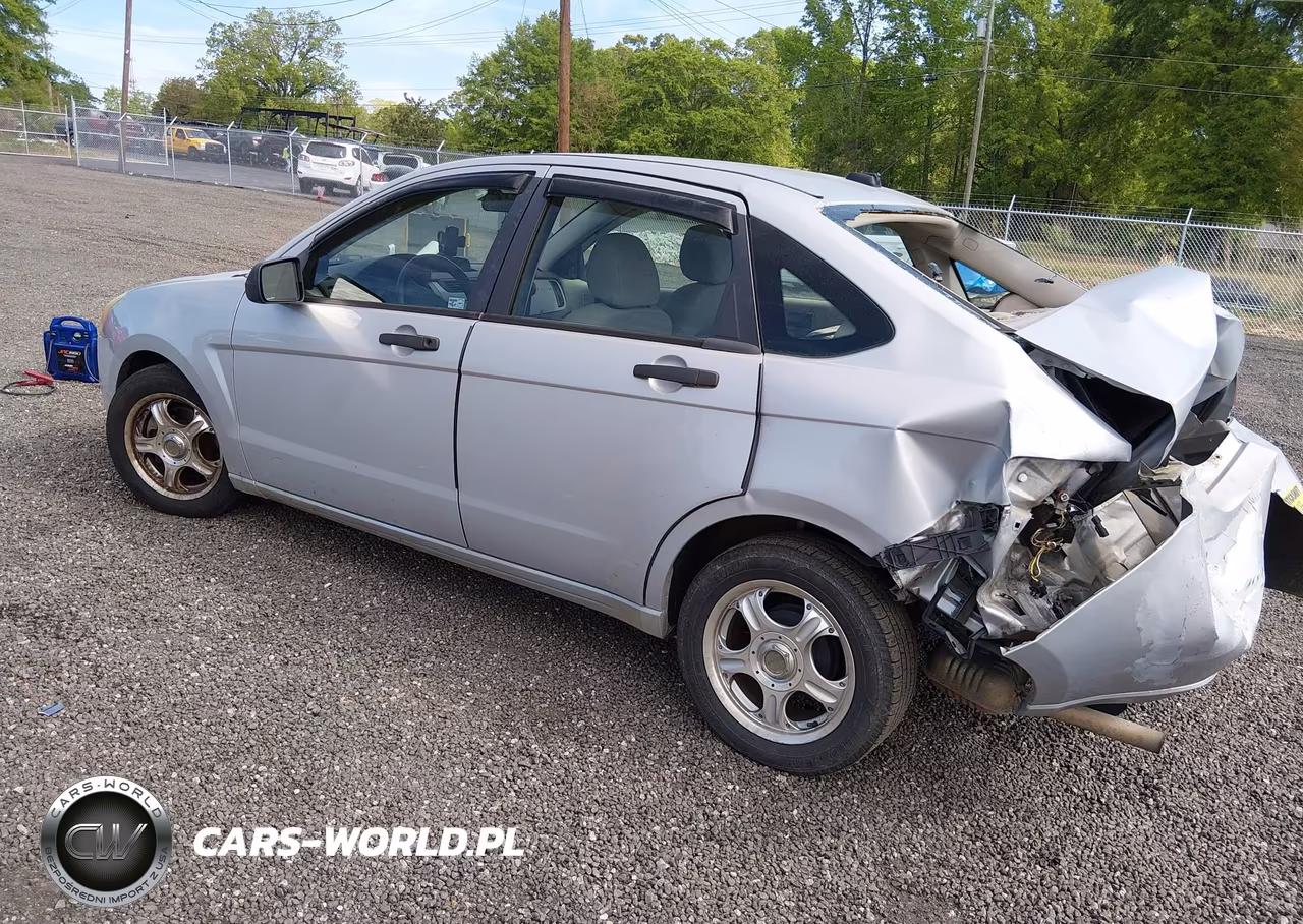2008 Ford Focus S VIN:1FAHP34N48W251902 - 3