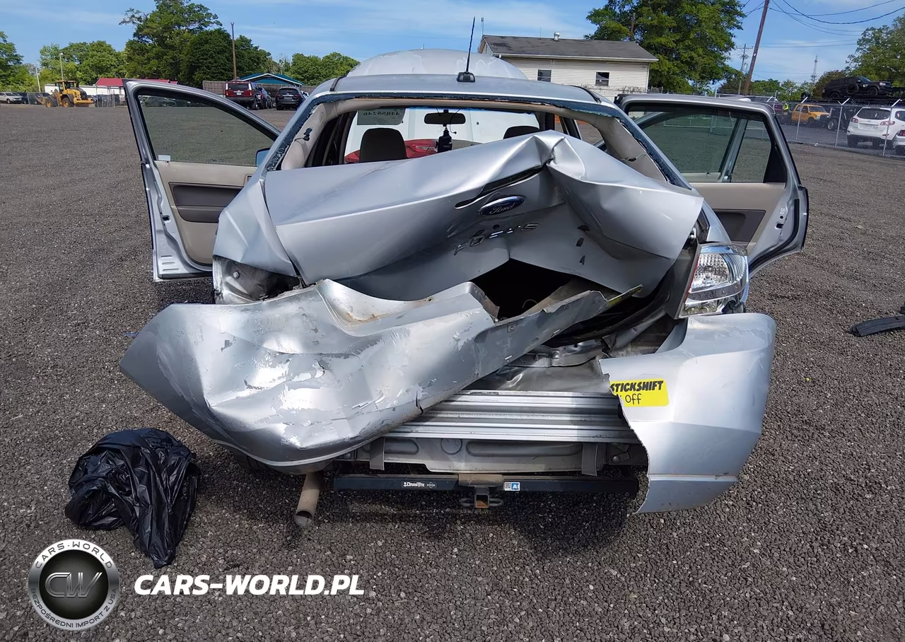 2008 Ford Focus S VIN:1FAHP34N48W251902 - 6