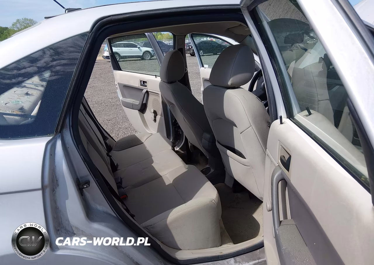 2008 Ford Focus S VIN:1FAHP34N48W251902 - 8