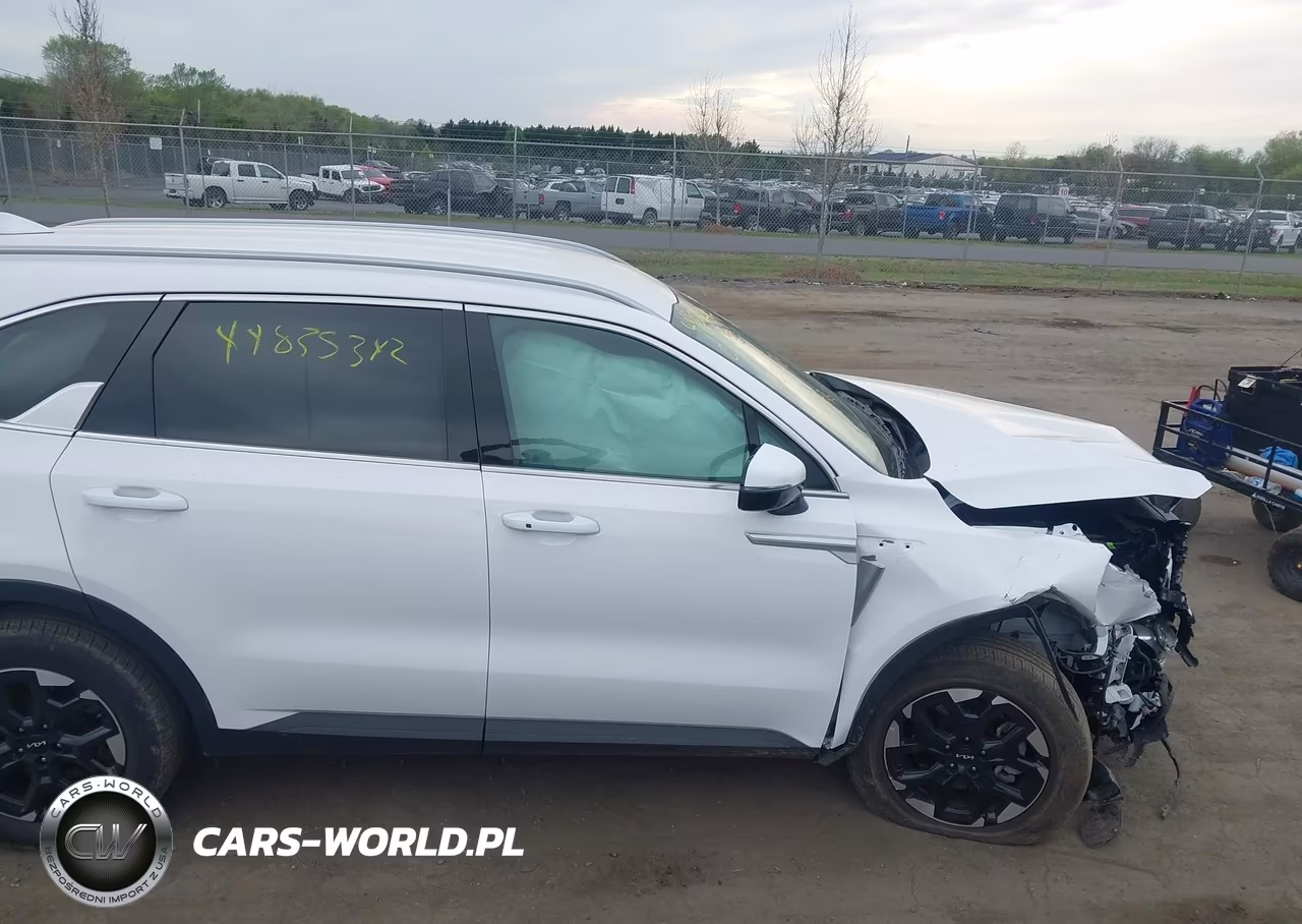 2025 Kia Sorento S VIN:5XYRLDJC0SG385328 - 14