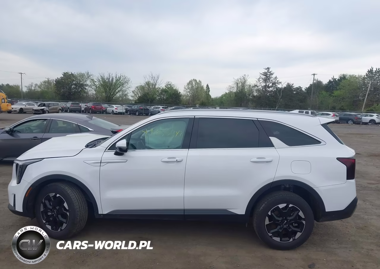 2025 Kia Sorento S VIN:5XYRLDJC0SG385328 - 15