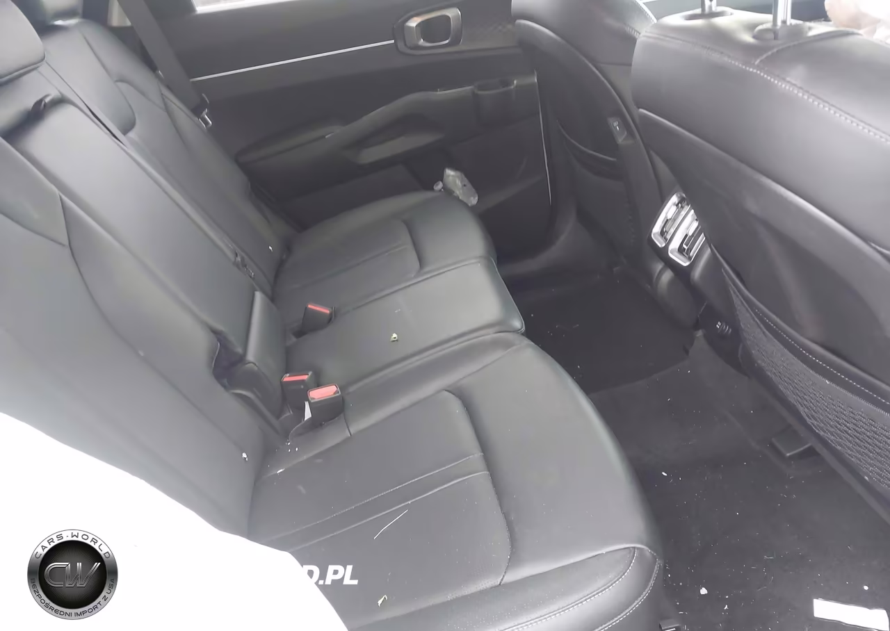 2025 Kia Sorento S VIN:5XYRLDJC0SG385328 - 8