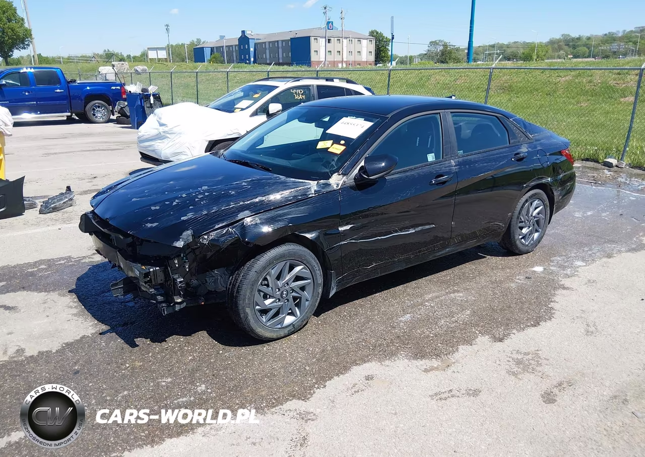 2025 Hyundai Elantra Hybrid Blue VIN:KMHLM4DJ1SU143803 - 2