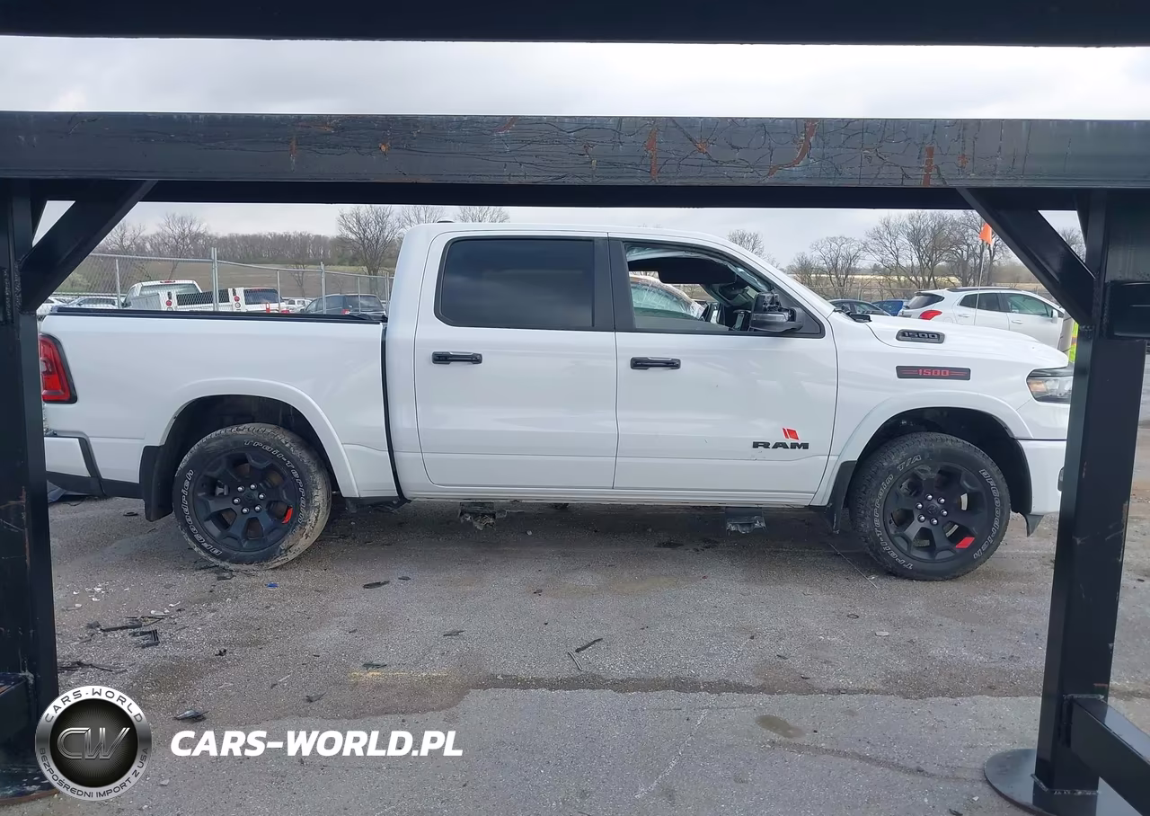 2025 Ram 1500 Big Horn 4X4 5'7 Box VIN:1C6SRFFP5SN521752 - 13