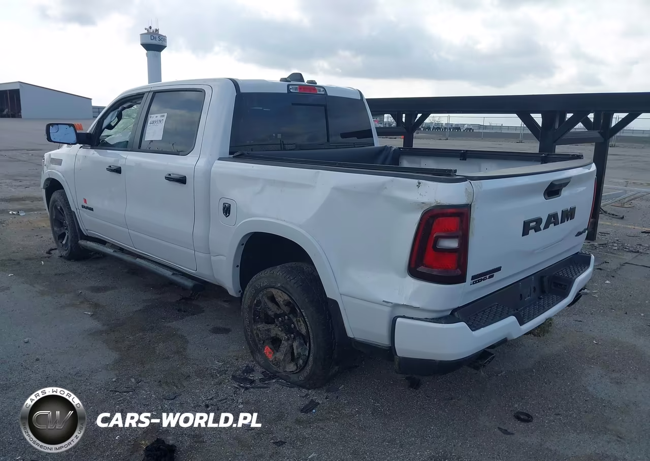 2025 Ram 1500 Big Horn 4X4 5'7 Box VIN:1C6SRFFP5SN521752 - 3