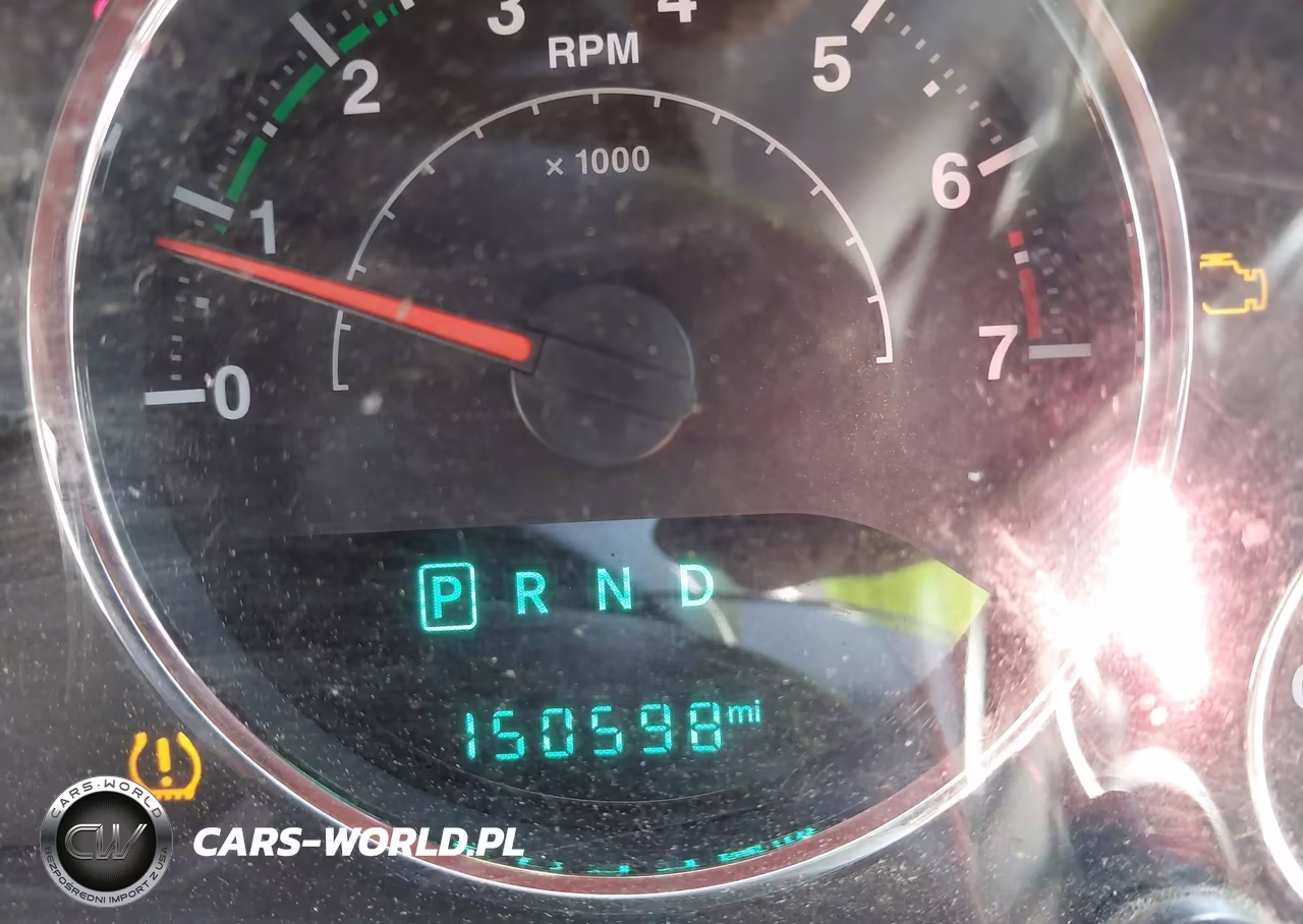 2015 Jeep Wrangler Unlimited Sahara VIN:1C4HJWEG1FL635289 - 15