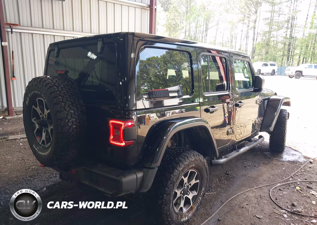 2020 Jeep Wrangler Unlimited Rubicon 4X4 VIN:1C4HJXFG1LW246523 - 4