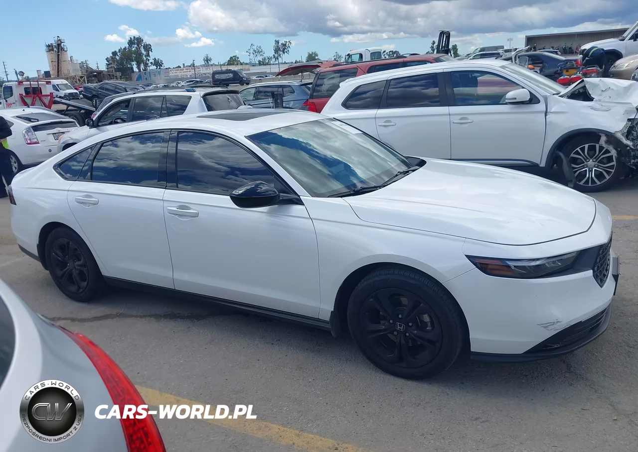 2025 Honda Accord Se VIN:1HGCY1F49SA026150 - 14