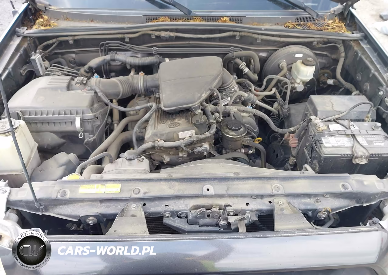 2015 Toyota Tacoma Prerunner VIN:5TFTX4GNXFX045710 - 10