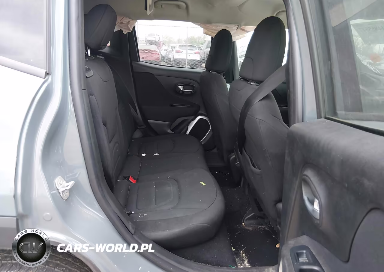 2018 Jeep Renegade Latitude 4X4 VIN:ZACCJBBB3JPH18576 - 8
