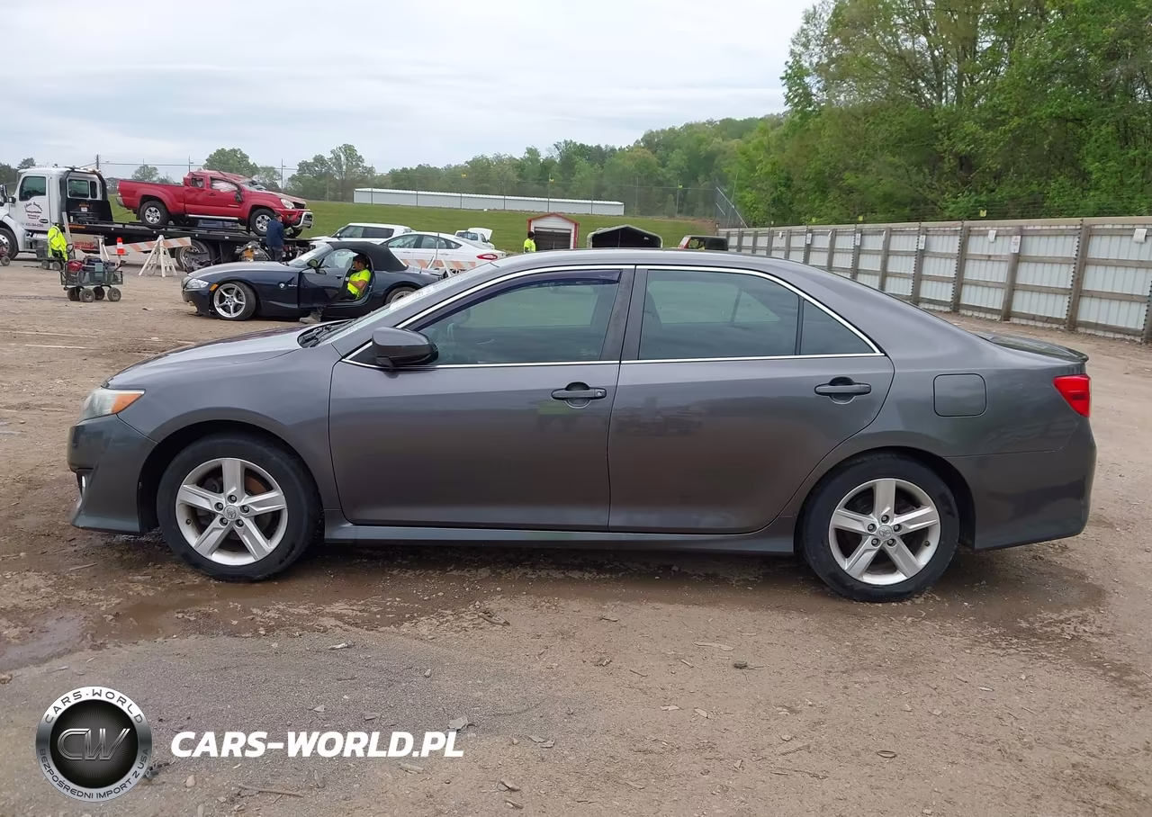 2014 Toyota Camry Se VIN:4T1BF1FK5EU407149 - 14