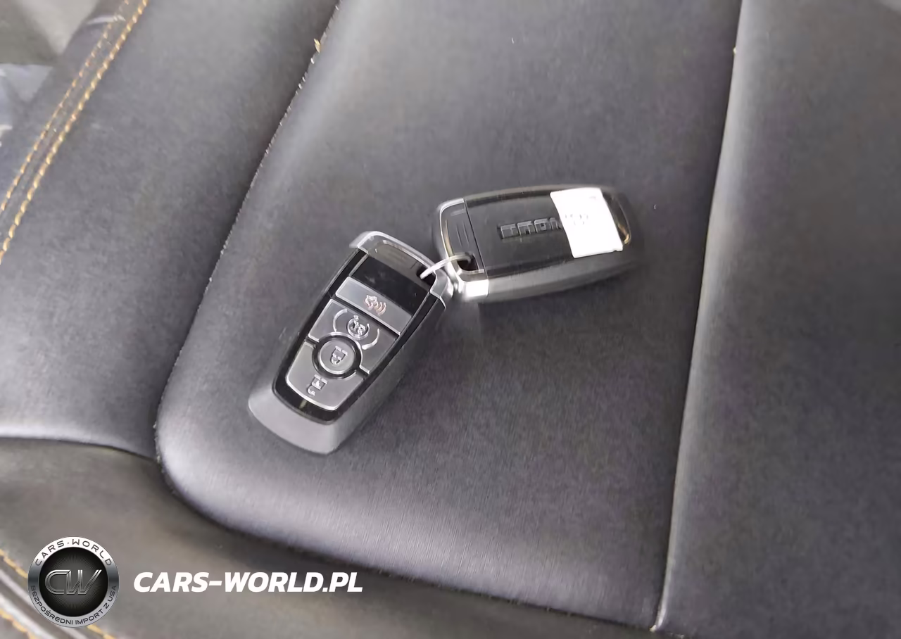 2023 Ford Bronco Badlands VIN:1FMEE5DP3PLB43315 - 11