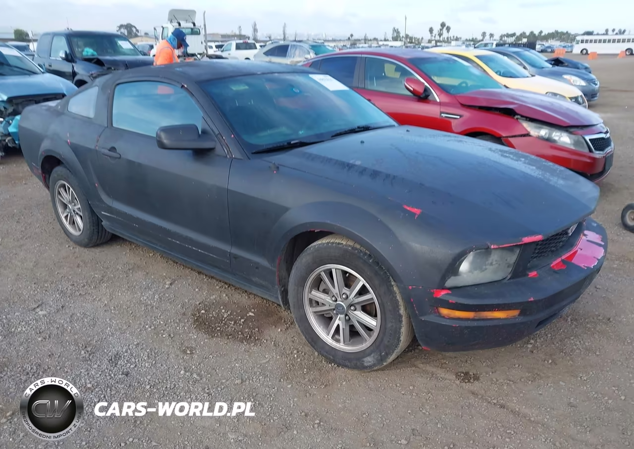 2005 Ford Mustang V6 Deluxe-V6 Premium